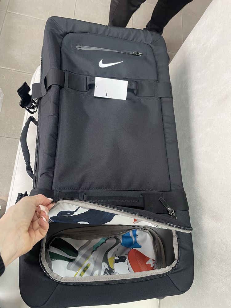 Валіза Nike  41L  69L 82L  PBZ277-011 PBZ278-011 Оригінал !!