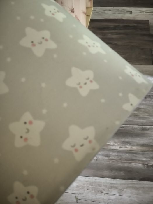 Oddam żyrandol dziecięcy