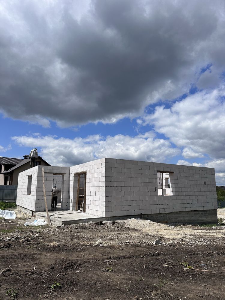 Будинок Смиківці поруч з Тернополем