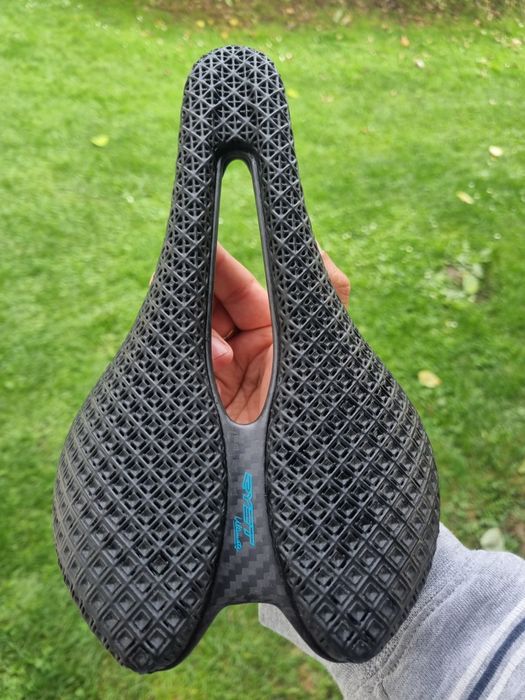Siodełko RYET 3D 145 mm