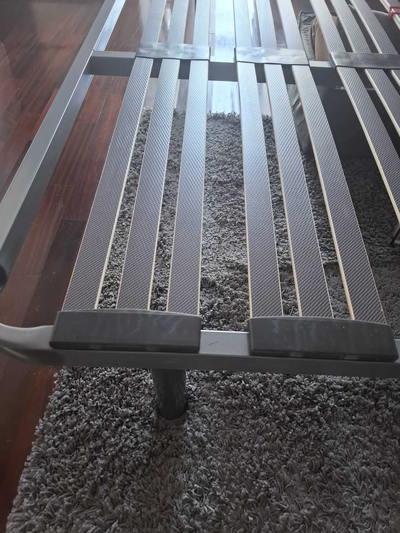 Cama de casal com colchão