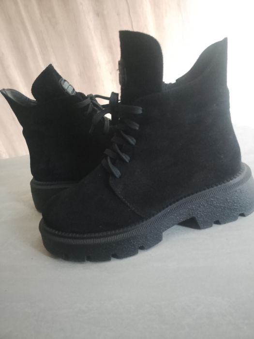 Черевики зимові жіночі