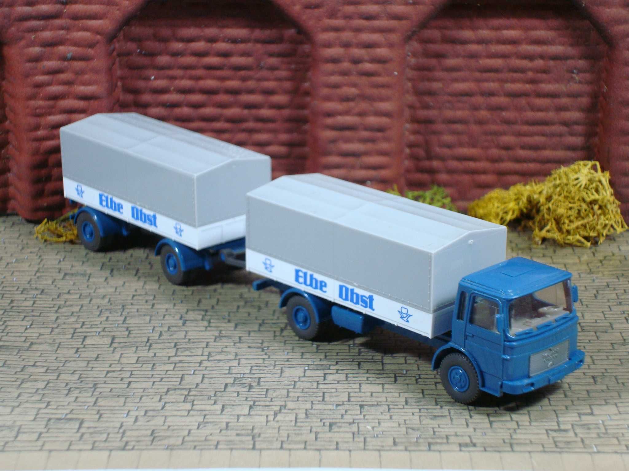 Wiking 424 - MAN / Camião Plataforma com Reboque "Elbe Obst" / Usado