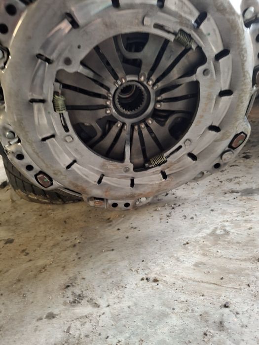 Sprzegło dwumas sprinter 2.2cdi 315,2008r