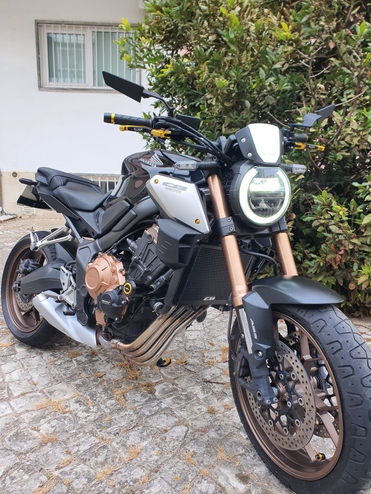 Honda cb650r 2019