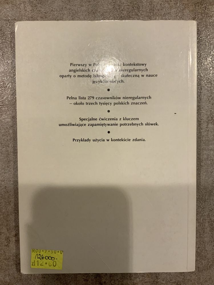 Szkolny słownik angielskich czasow ików nieregularnych książka