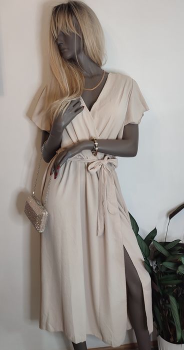 Sukienka plus size 4xl 5xl z rozporkiem chrzest wesele wyszczuplająca