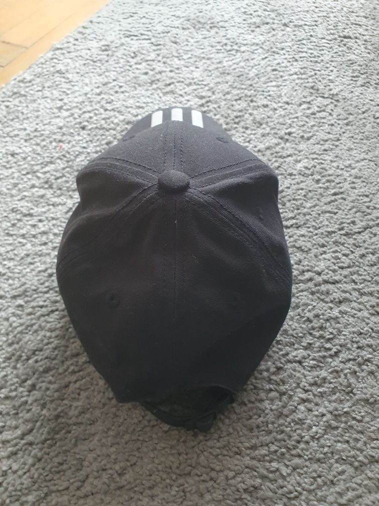 Adidas czapka, bejsbolówka 58cm M nowa