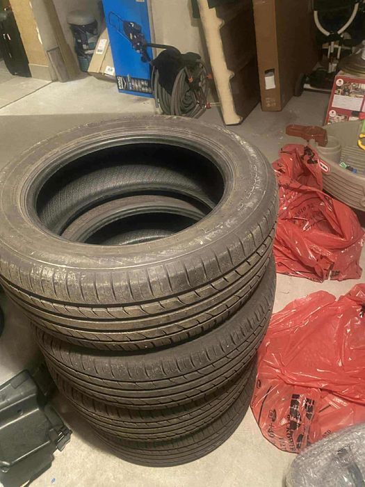 Witam sprzedam bardzo ladne opony 225/55r17