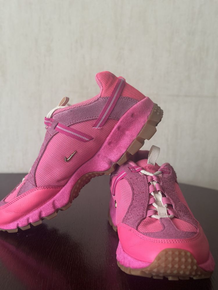 Продам кроссовки 38 р. Nike x Jacquemus J Force 1 Low LX Pi