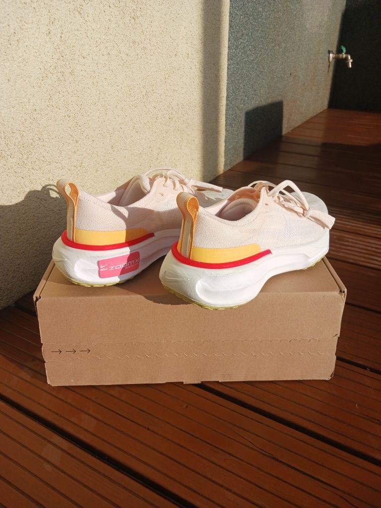 Buty do biegania Nike WMNS Invincible Run FK 3