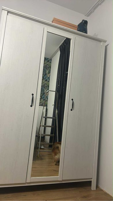 Szafa ikea z lusterm