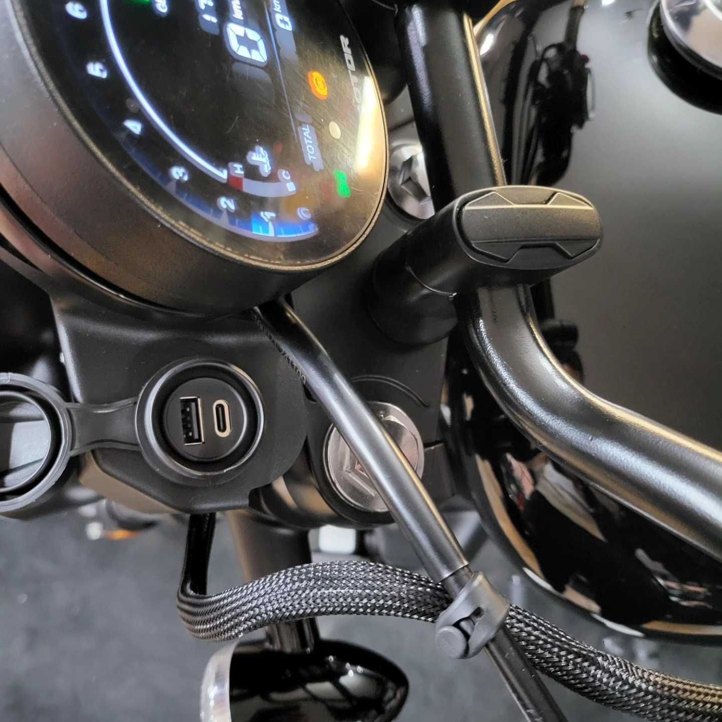 QJ Motor SRV 125