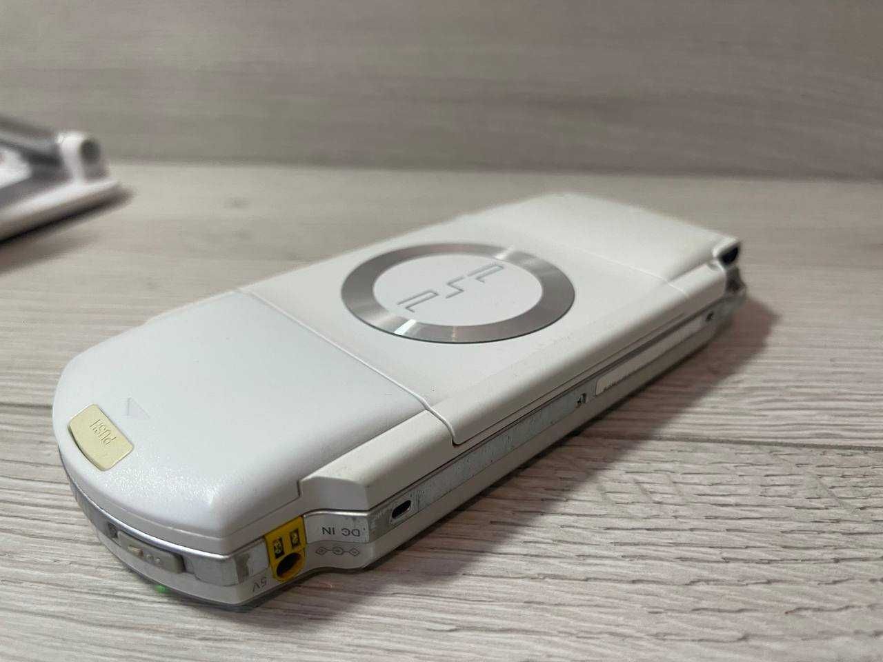 Sony PSP PlayStation 32Gb+ 40 Ігор