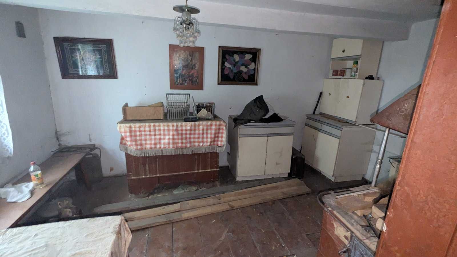 будинок та земельна ділянка 19 сот., с. Великосілки