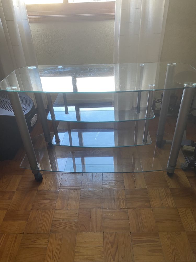 Mesa estante de vidro