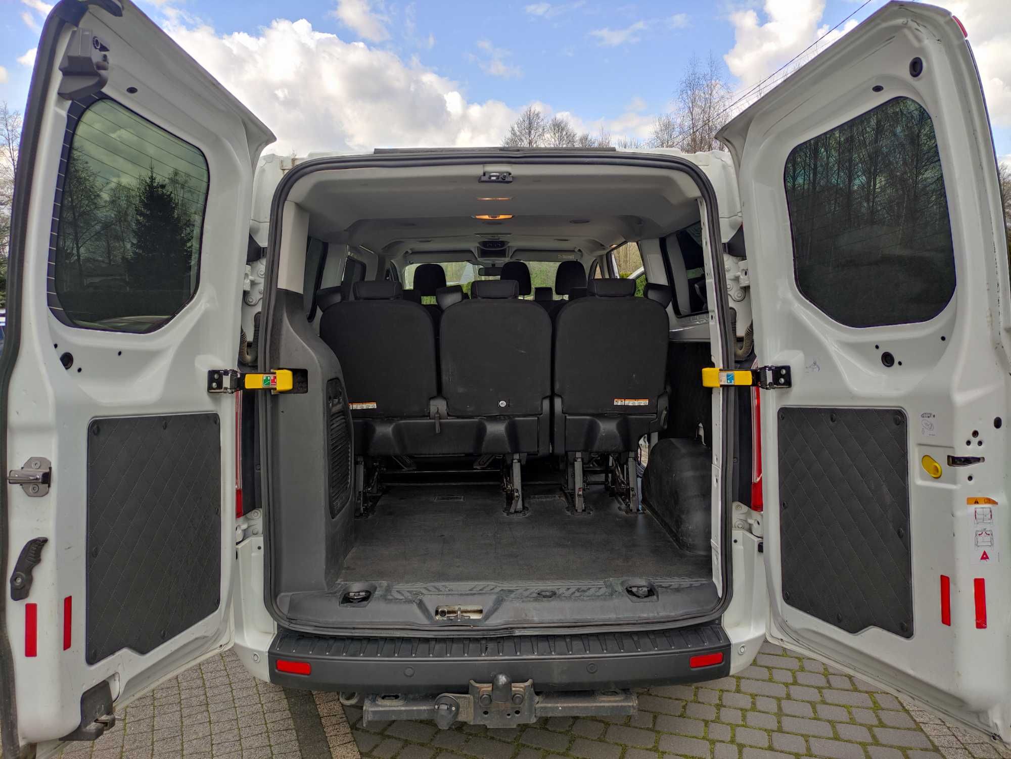 FORD TRANSIT CUSTOM Salon PL Long Lift 2020 R 9 cio osobowy FV23%