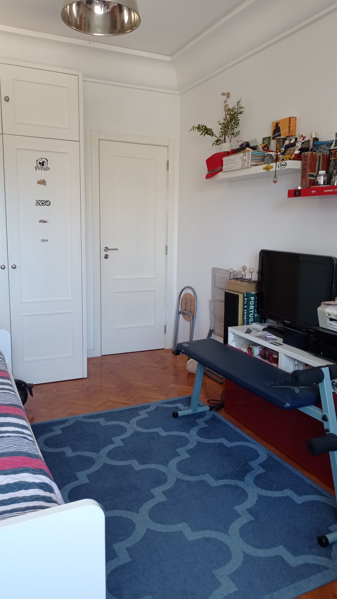 Excelente quarto, ao pé do Instituto Superior Técnico