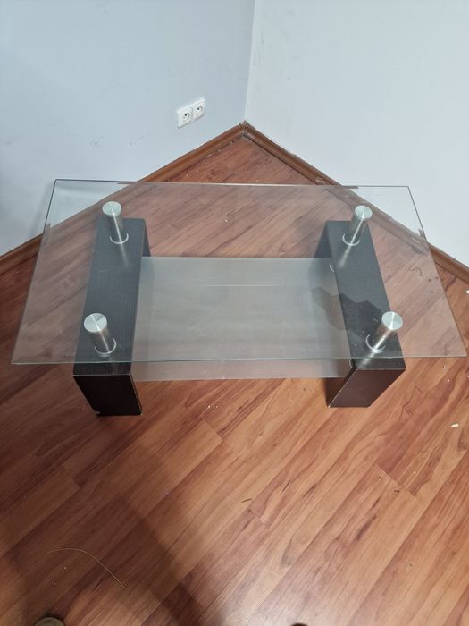 Szklany stół za darmo