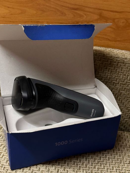 Бритва PHILIPS series 1000 S1141/00