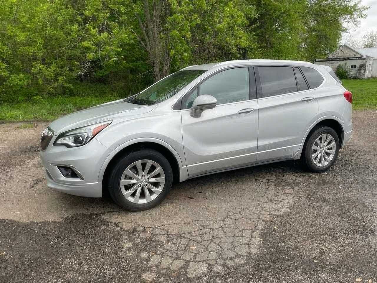 Buick	ENVISION		 	2017