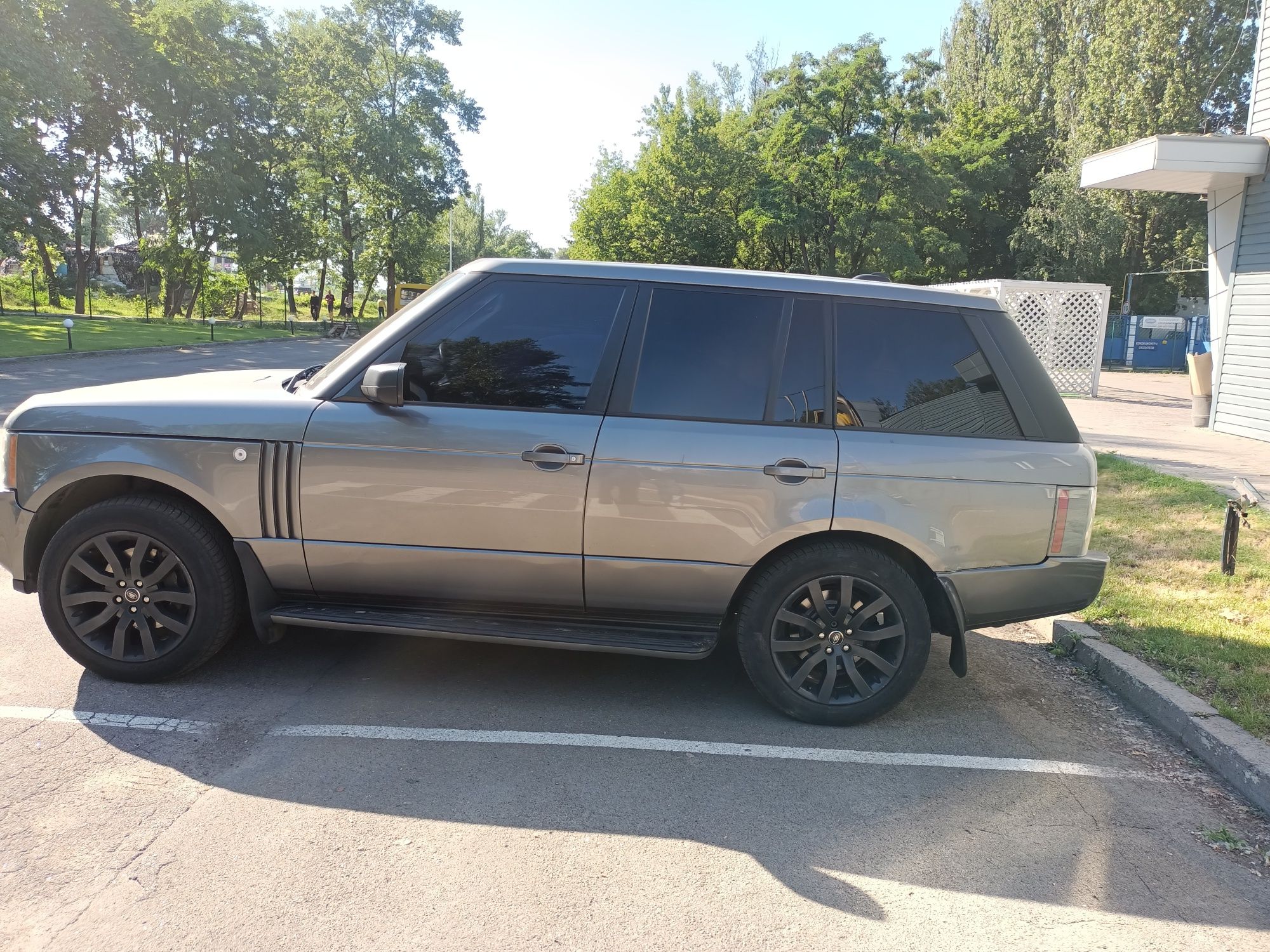 Продаю Range Rover Vogue 3.6 2008