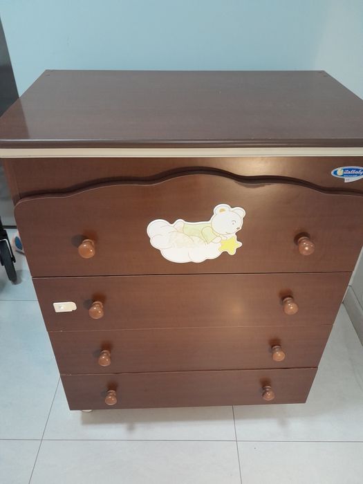 Комод з ванночкою