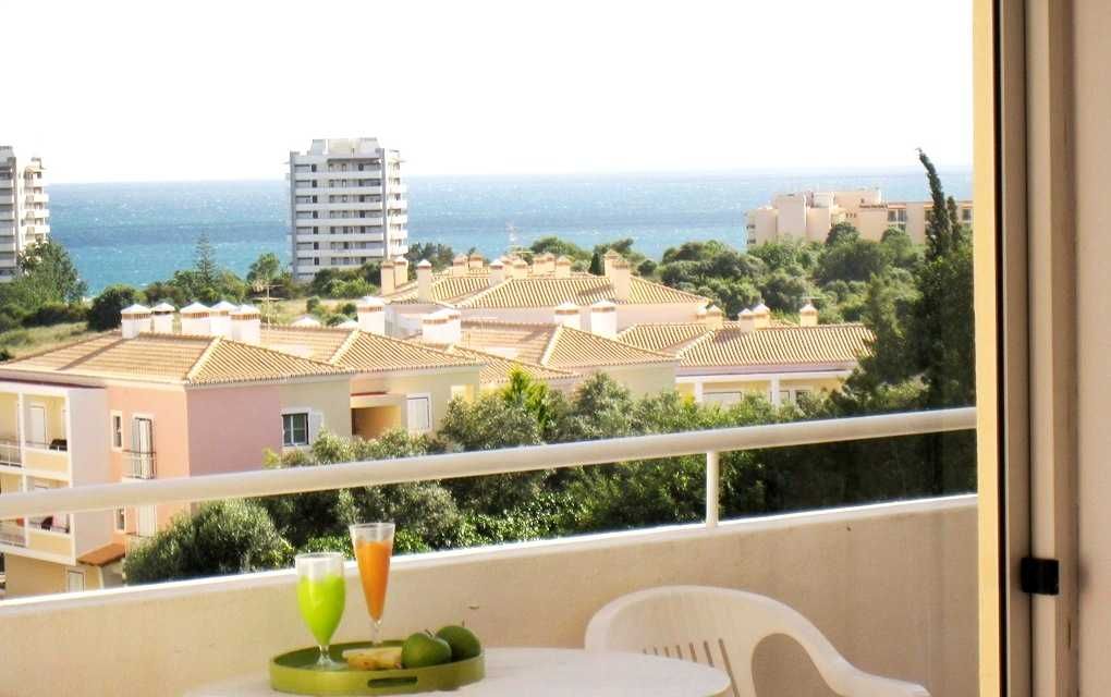 T1  férias Alvor, Portimão, com  piscina, vista mar, perto praia.