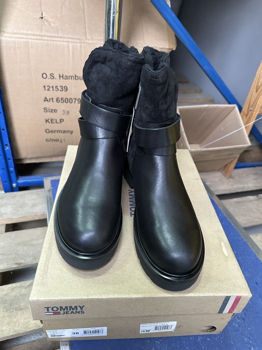 Чоботи жіночі зимові