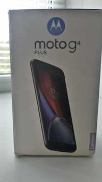 Коробка від смарфона Moto g4 plus