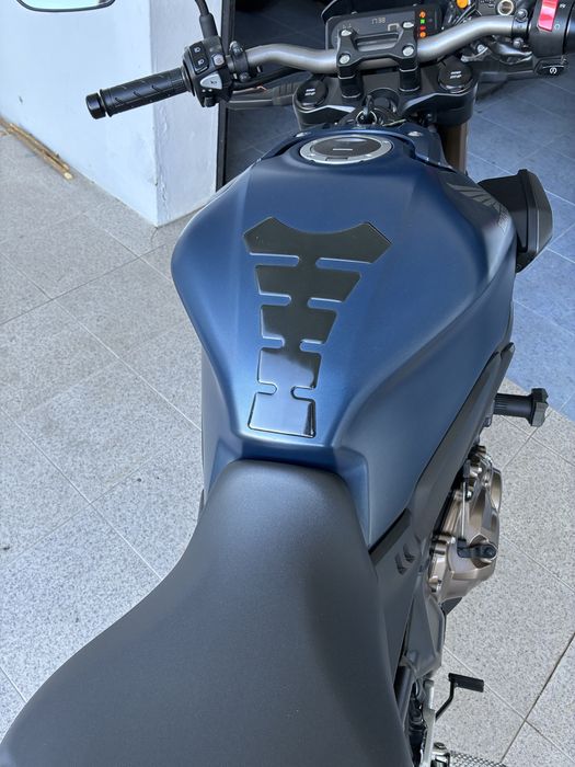 Honda CB650R 2023 70kw