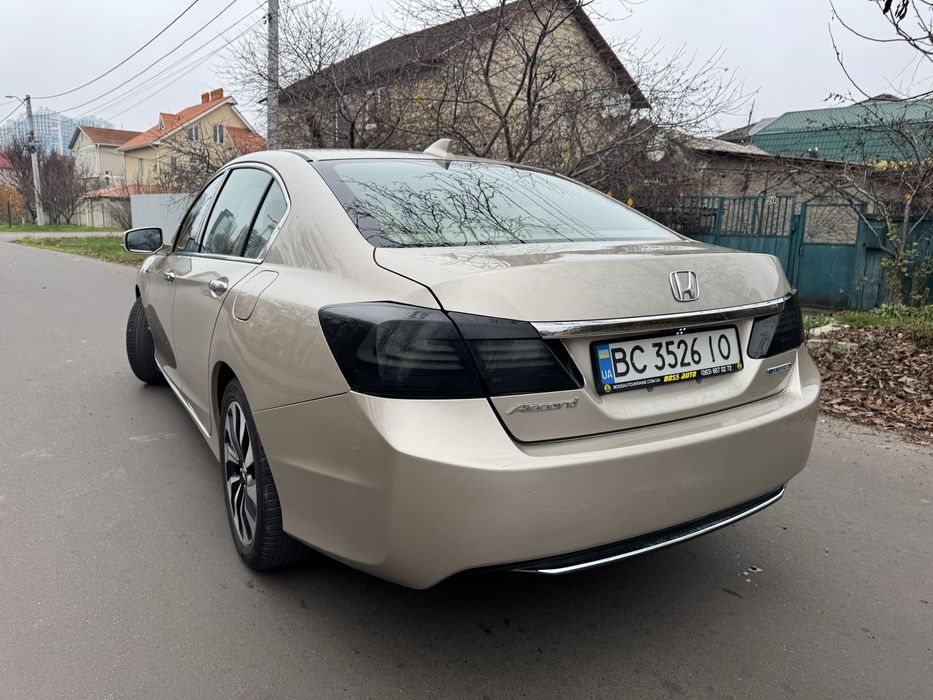 Продам Honda Accord 9 Hybrid 2014 года