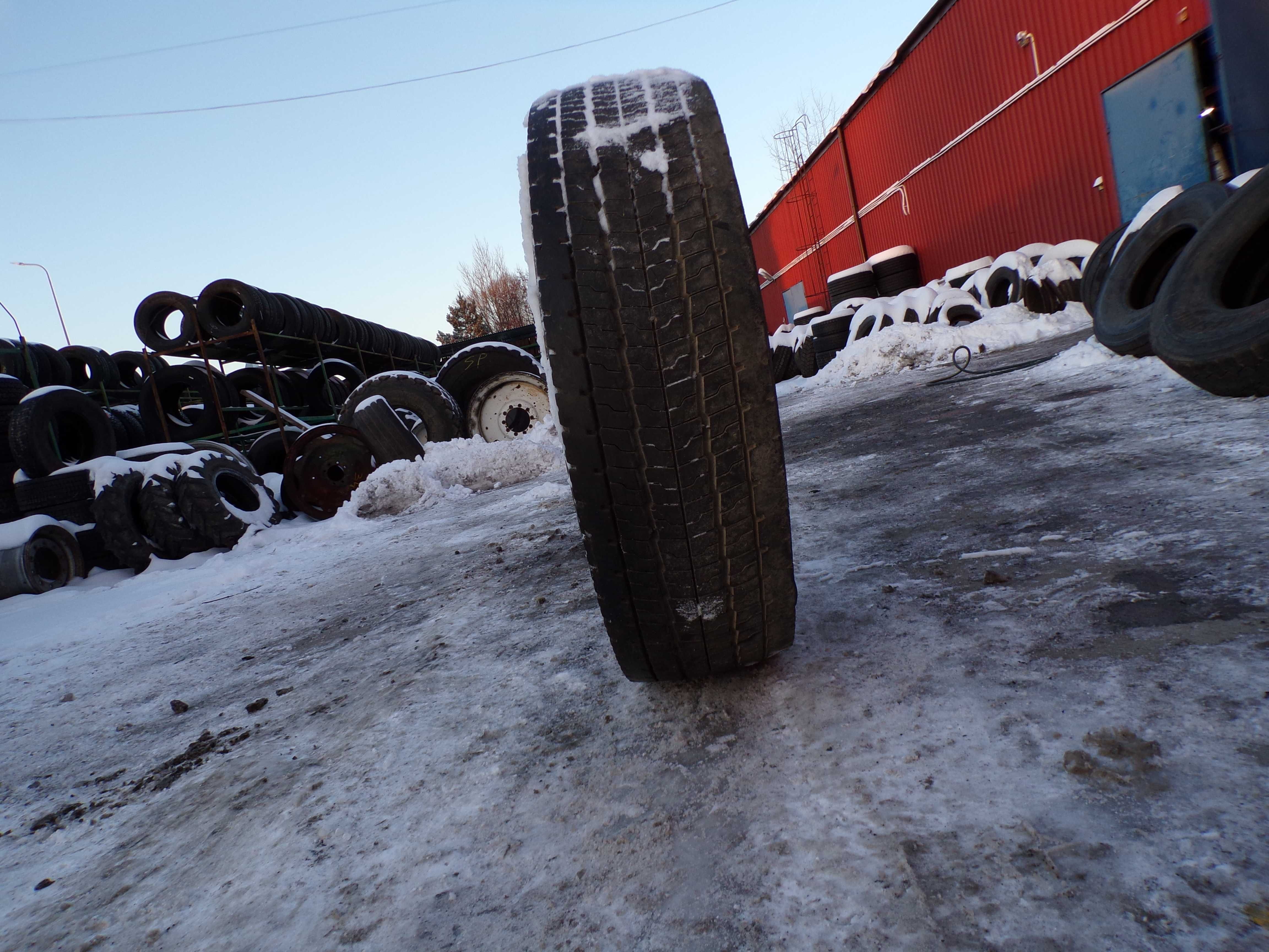 opona 315/80R22.5 BRIDGESTONE M749 (650 netto)