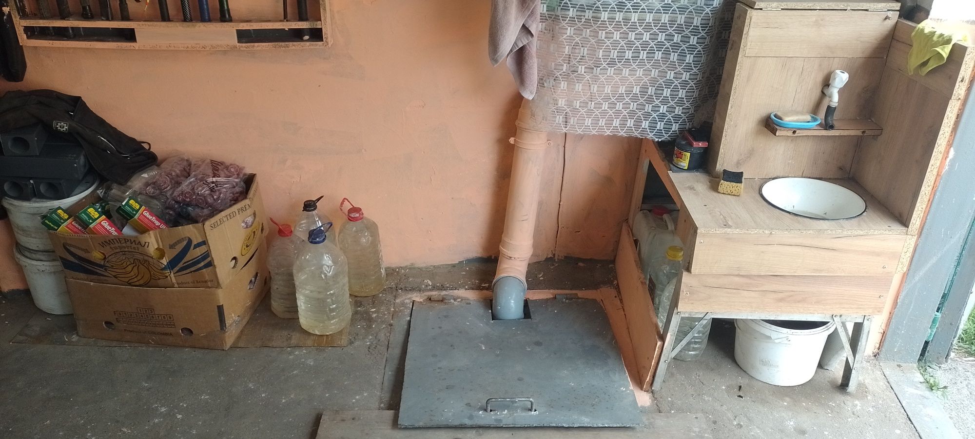 Продам гараж в районі 2 школи