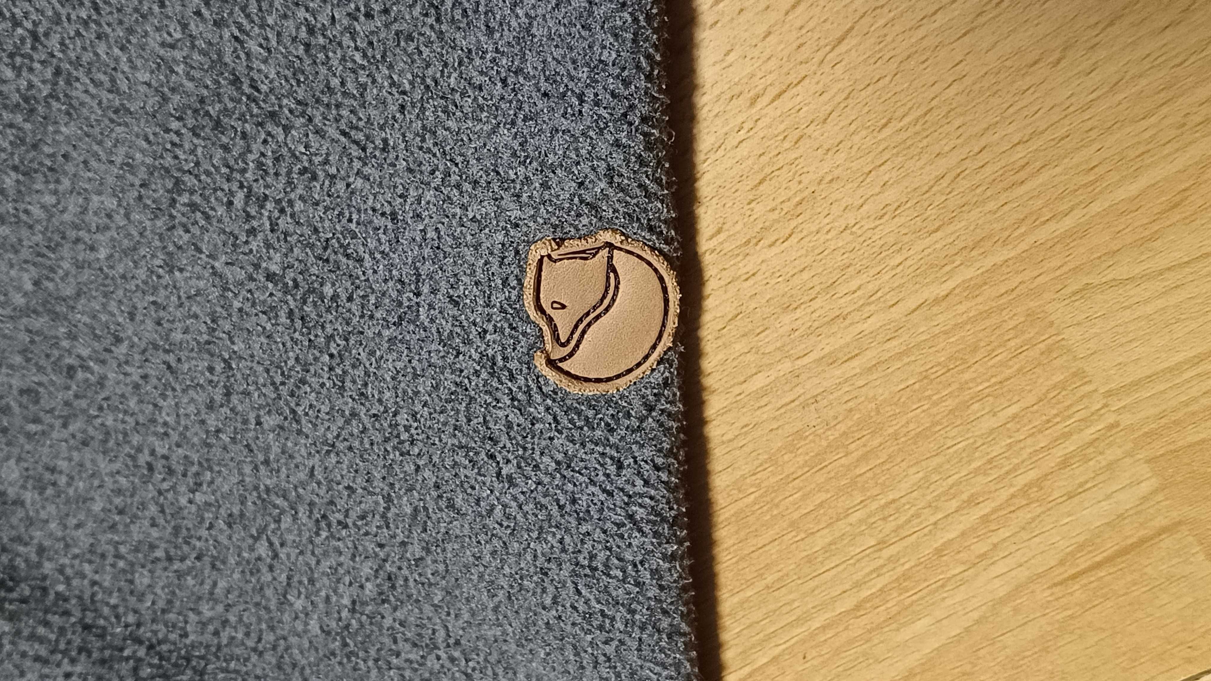 Męska kurtka polarowa FJALLRAVEN r.XL stan bardzo dobry