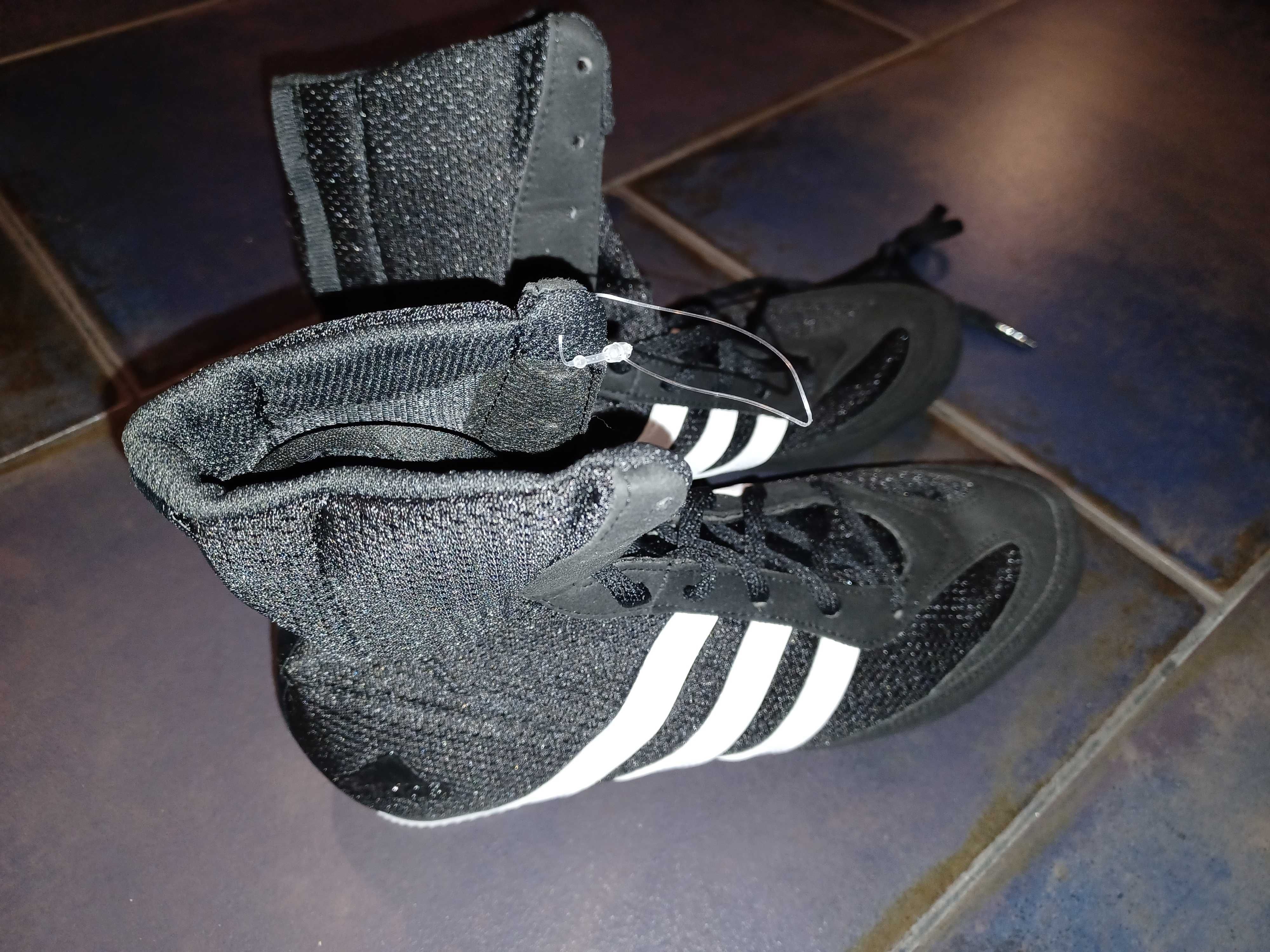 Nowe buty do boksu Adidas Boxhog II – Rozmiar 39 1/3
