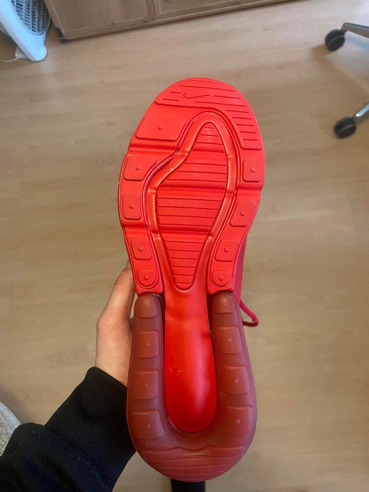 Buty Nike air max 270 University red nowe