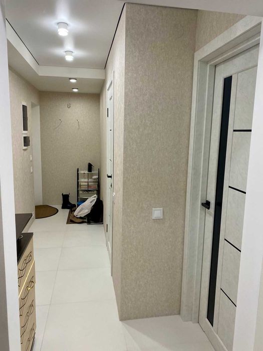 Пропоную до продажу 2-кімнатну квартиру з сучасним ремонтом в Каневi