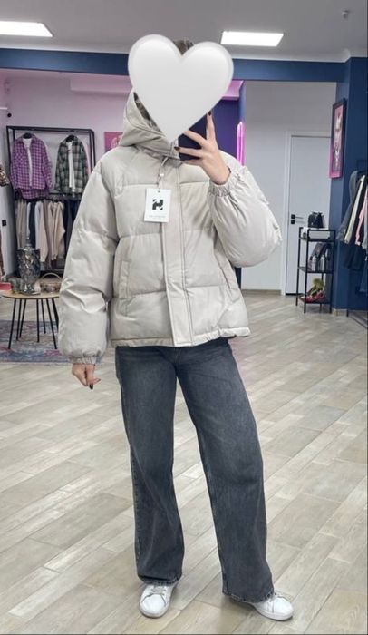 Курточка жіноча