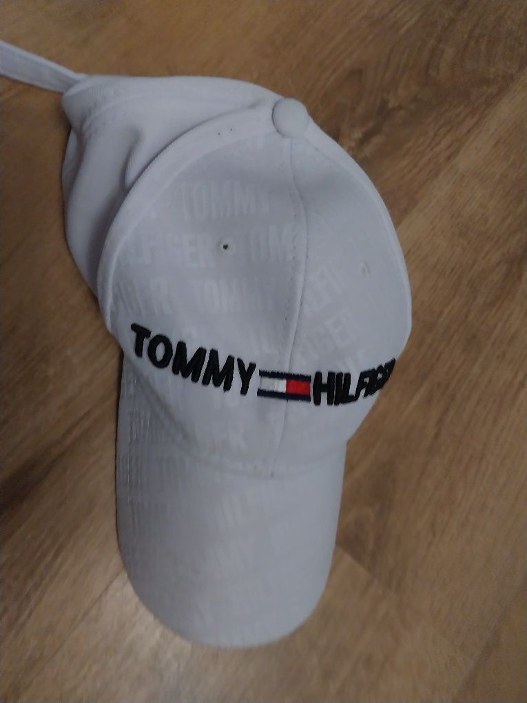 Czapka z daszkiem Tommy  Hilfiger.