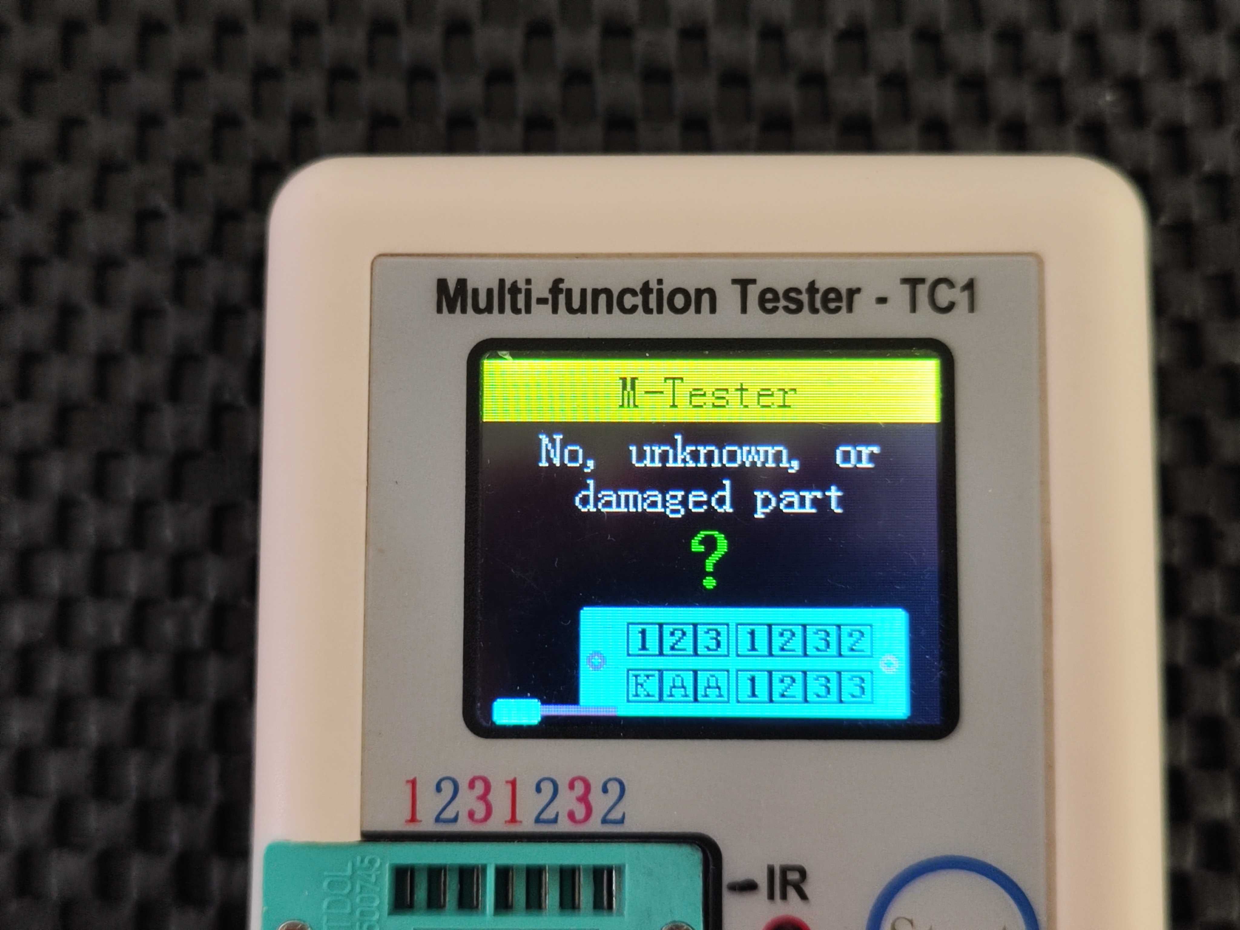 Analisador Automático de Componentes Electrónicos Passivos (USADO)