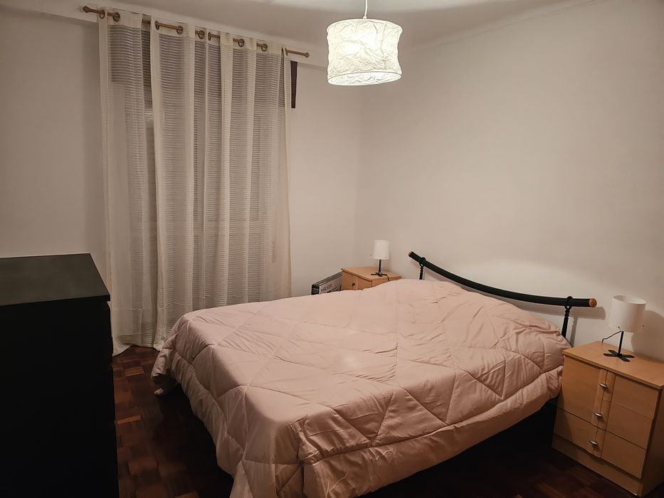 Quartos alugar santa iria azoia