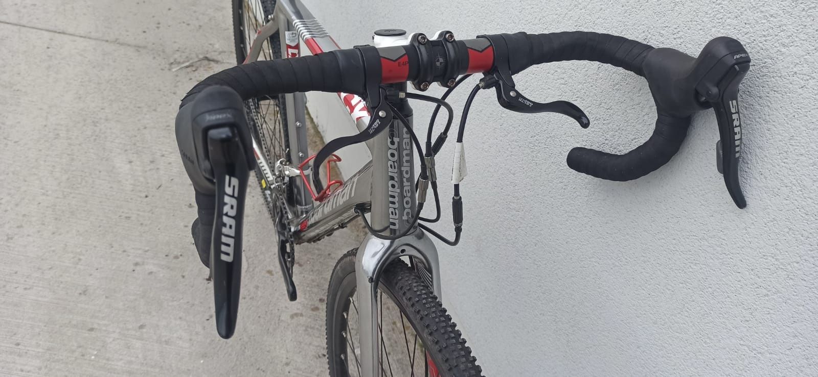 BOARDMAN CX TEAM (przełaj/gravel), Sram Apex, Rozmiar M