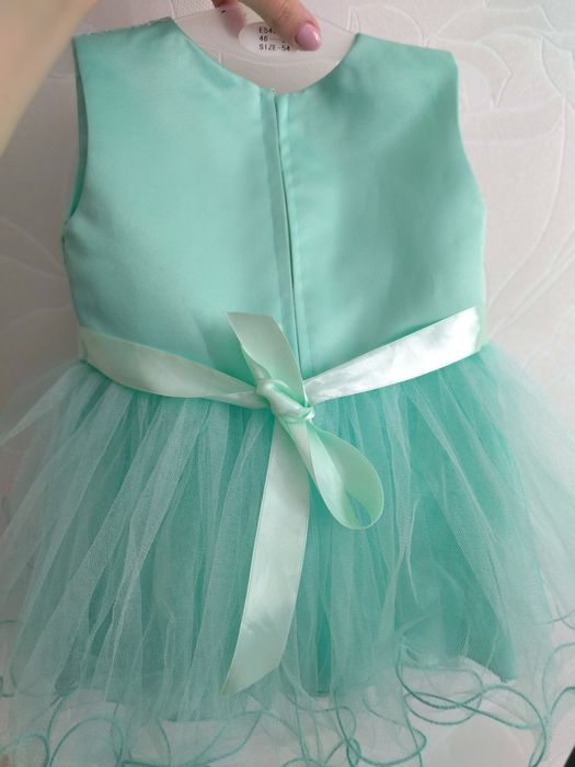 Платье на годик нежное