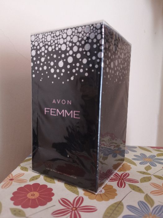 Avon Femme for her