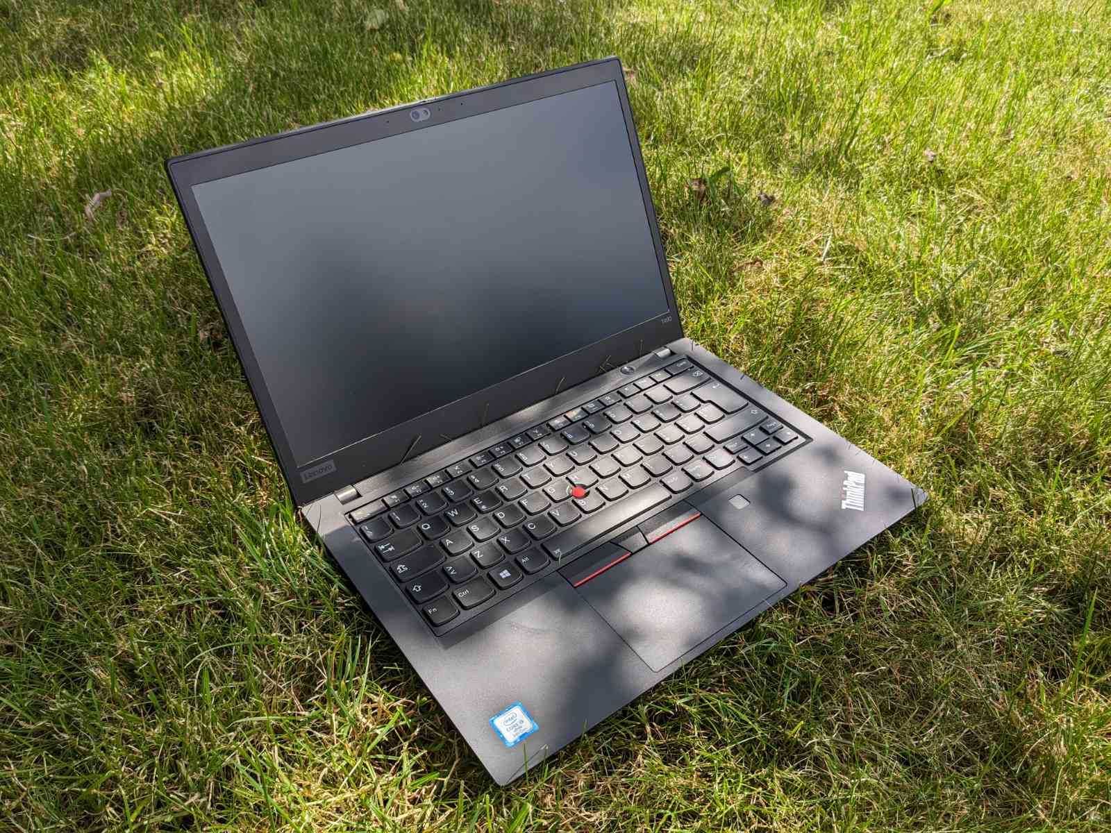 Брендовий ноутбук - LENOVO THINKPAD T490 - гарний стан
