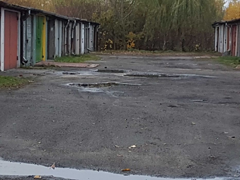 Wynajmę garaż murowany ul. Armii Krajowej (obok Biedronki).