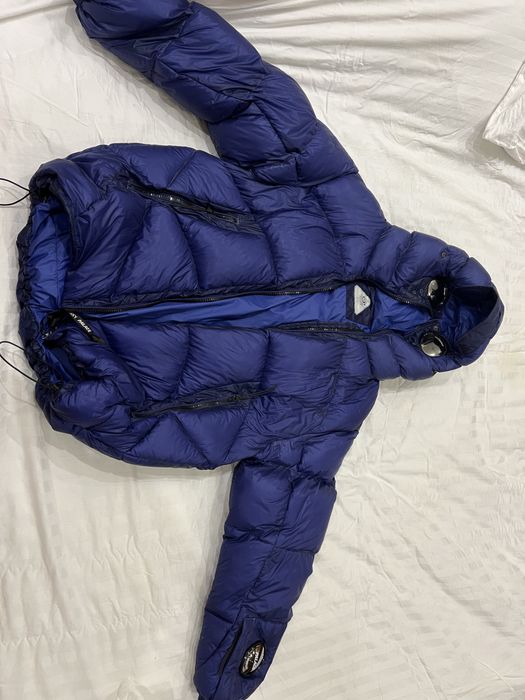 Продам куртку на пуху Palace x C.P. Company down jacket
