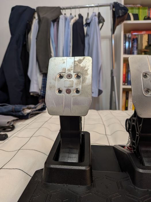 Pedais Thrustmaster T3PM