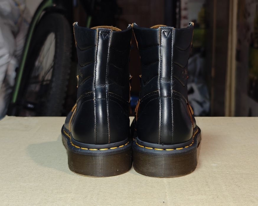 Оригінальні Черевики Ботінки 
Dr. Martens Kamin Archive Leather Hiker